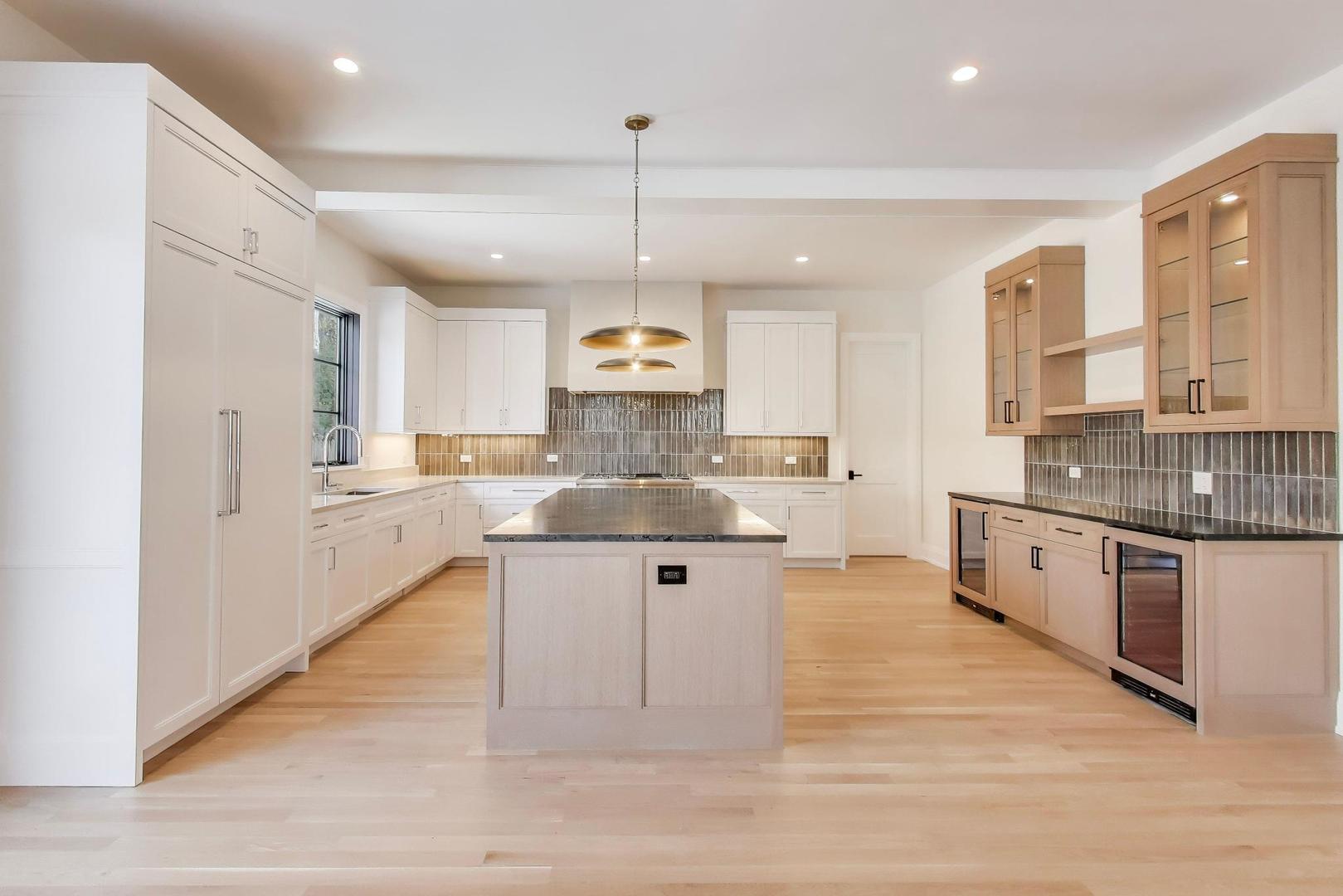 2938 Indianwood Road Wilmette, IL 60091 - Photo 9 of 50