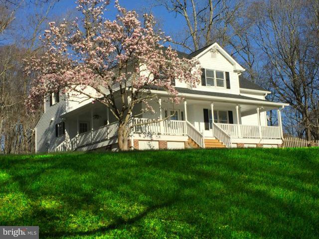 1905 Brooke Road Stafford, VA 22554 - Photo 2 of 29 Exterior (Front)
