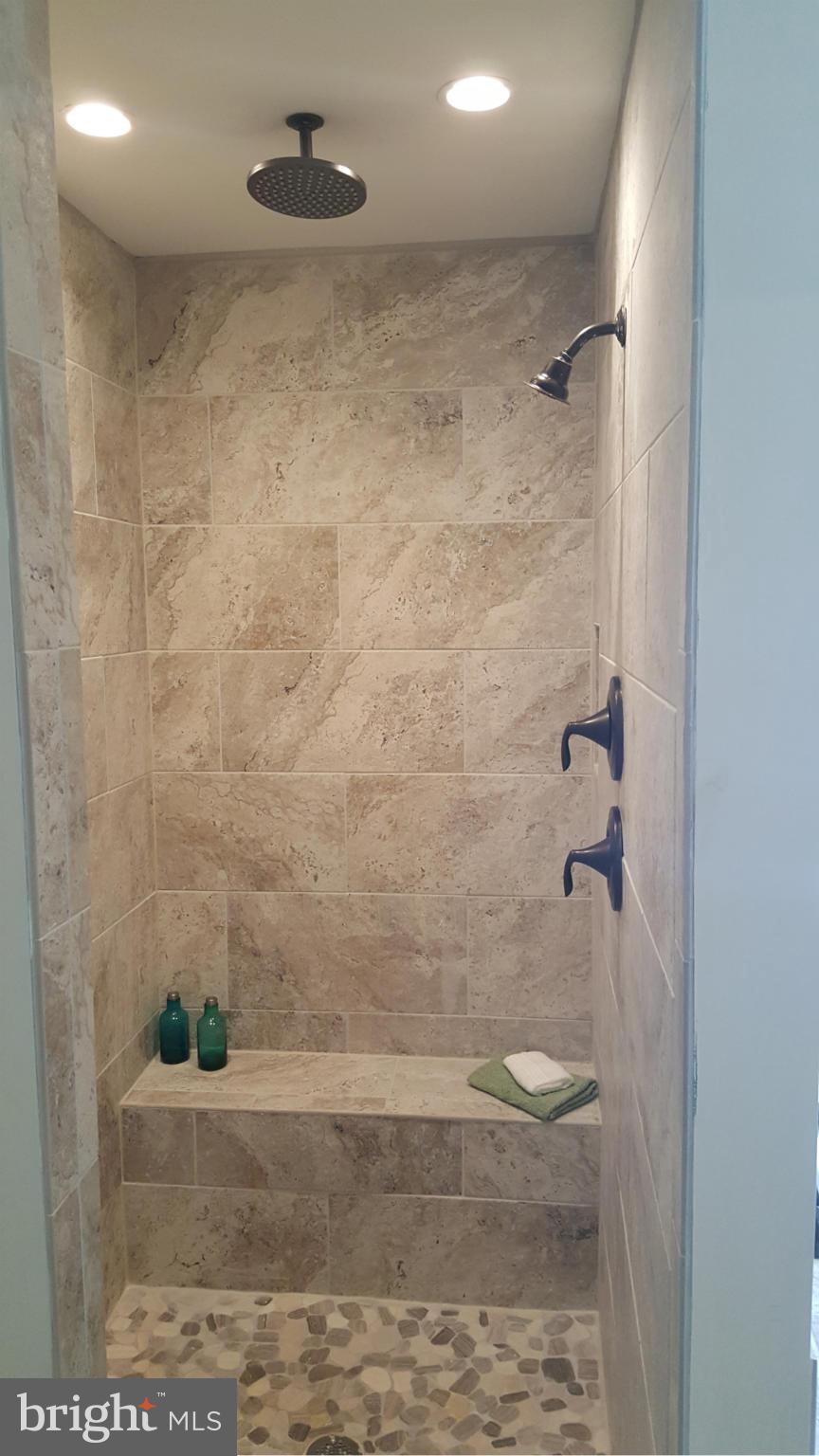 1905 Brooke Road Stafford, VA 22554 - Photo 25 of 29 Bath (Master)