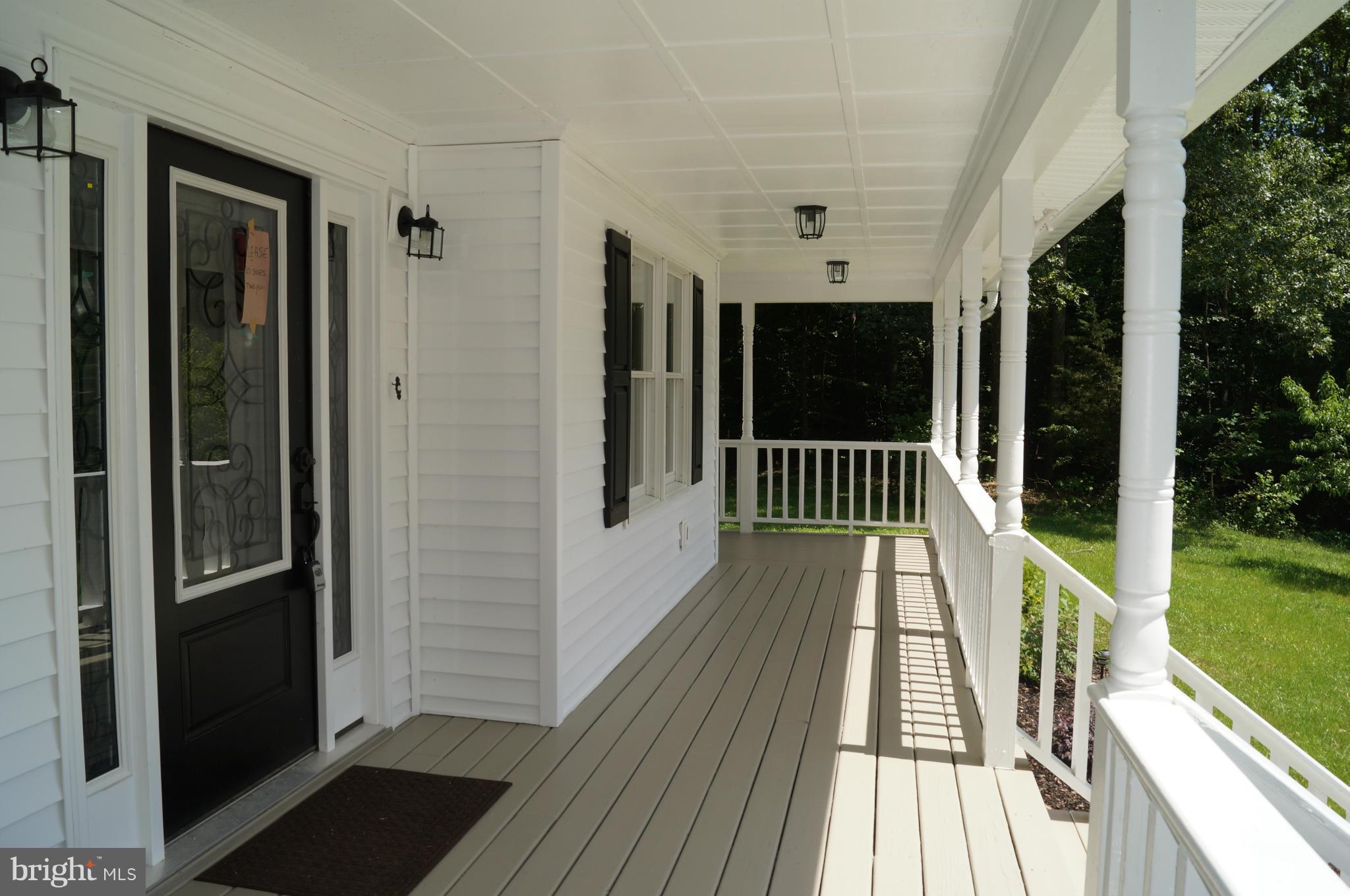 1905 Brooke Road Stafford, VA 22554 - Photo 4 of 29 Front Porch - Wraps around