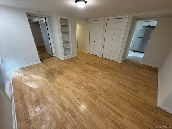a view of empty room with window