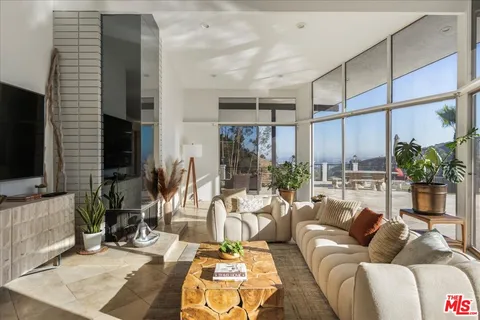 $9,250 | 6530 Lakeridge Road, Los Angeles, CA 90068