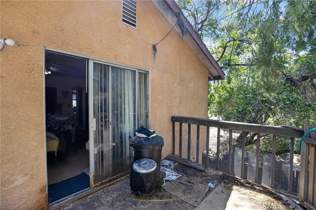 6561 Tokay Road Tujunga, CA 91042 - Photo 4 of 30