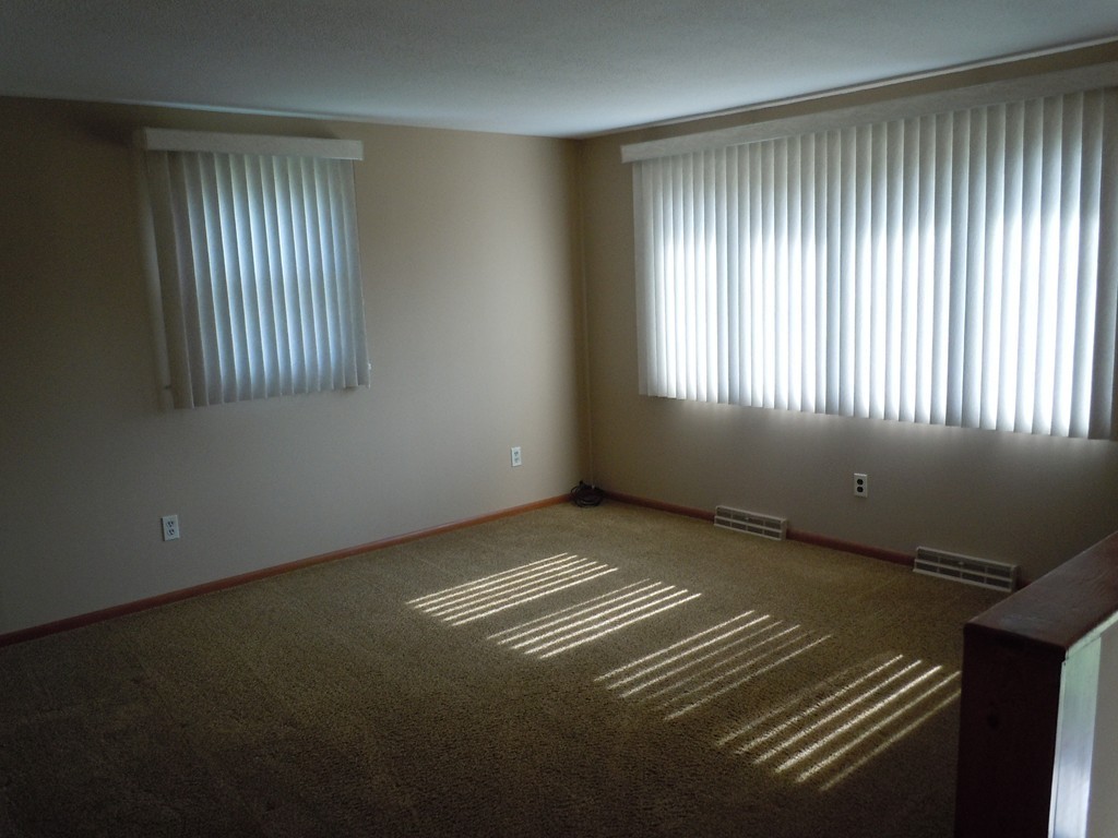 17 Harjean Road Billerica, MA 01821 - Photo 6 of 15