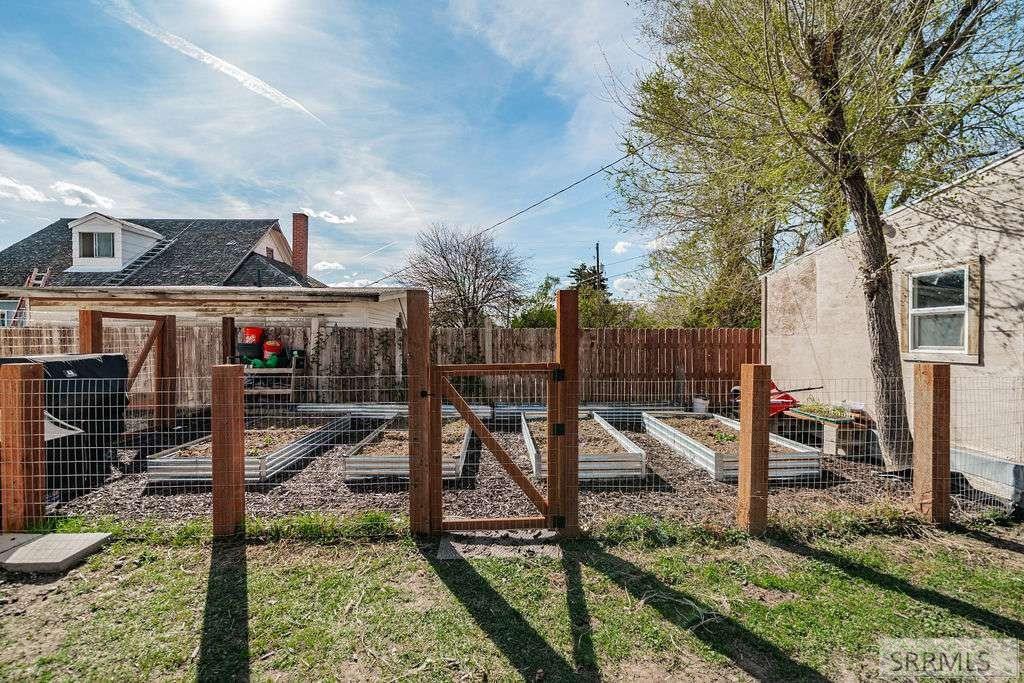 382 West 1st North Rigby, ID 83442 - Photo 47 of 50