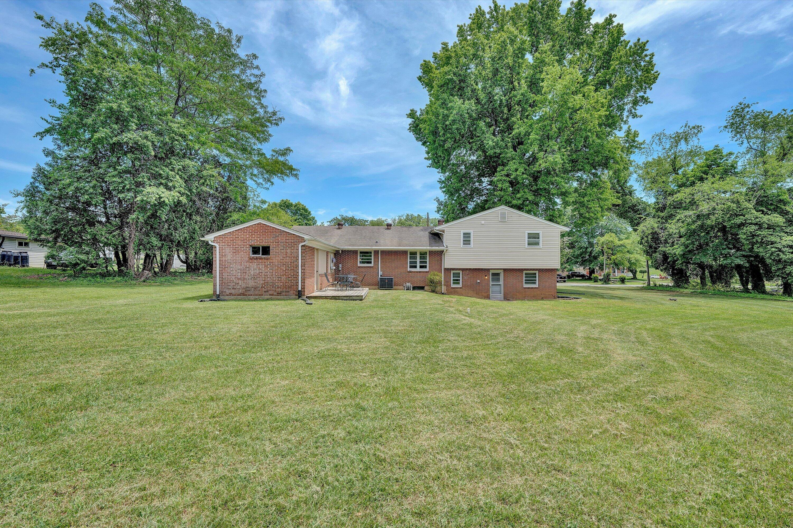7008 Goff Road Roanoke, VA 24019 - Photo 34 of 38 35-DSC00319