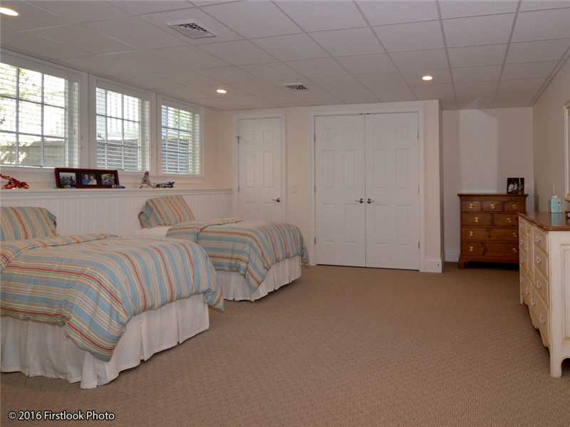 18 Kettle Cl, Unit 18 Westerly, RI 02891 - Photo 21 of 25 Bedroom.