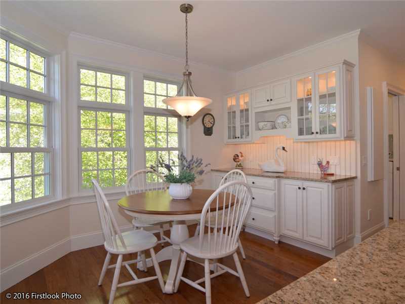 18 Kettle Cl, Unit 18 Westerly, RI 02891 - Photo 9 of 25 Dining Area.