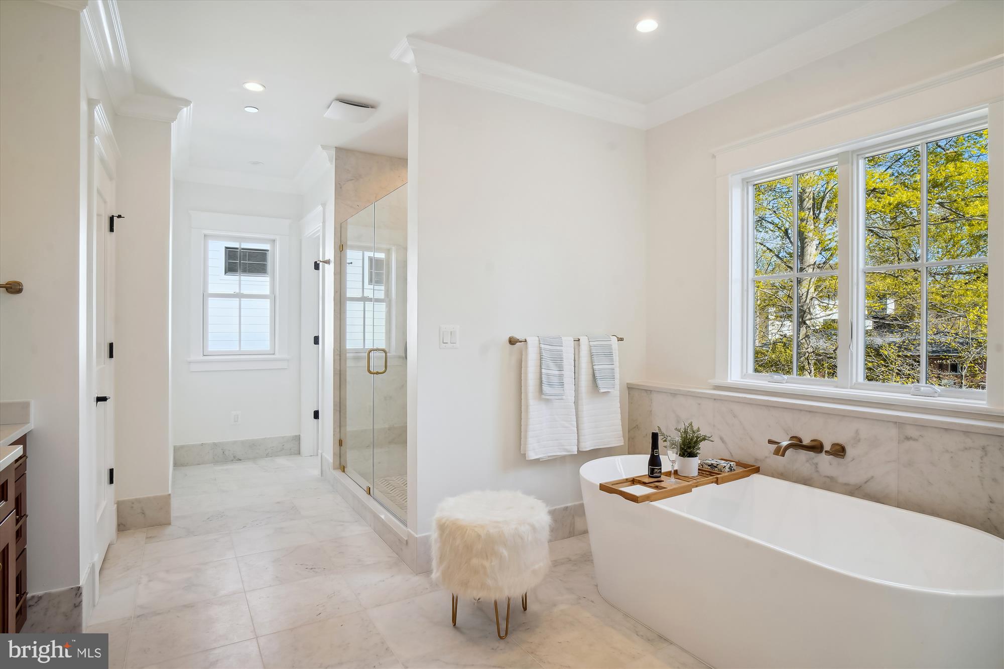 5824 Lenox Road Bethesda, MD 20817 - Photo 45 of 77 Gallery Image 45