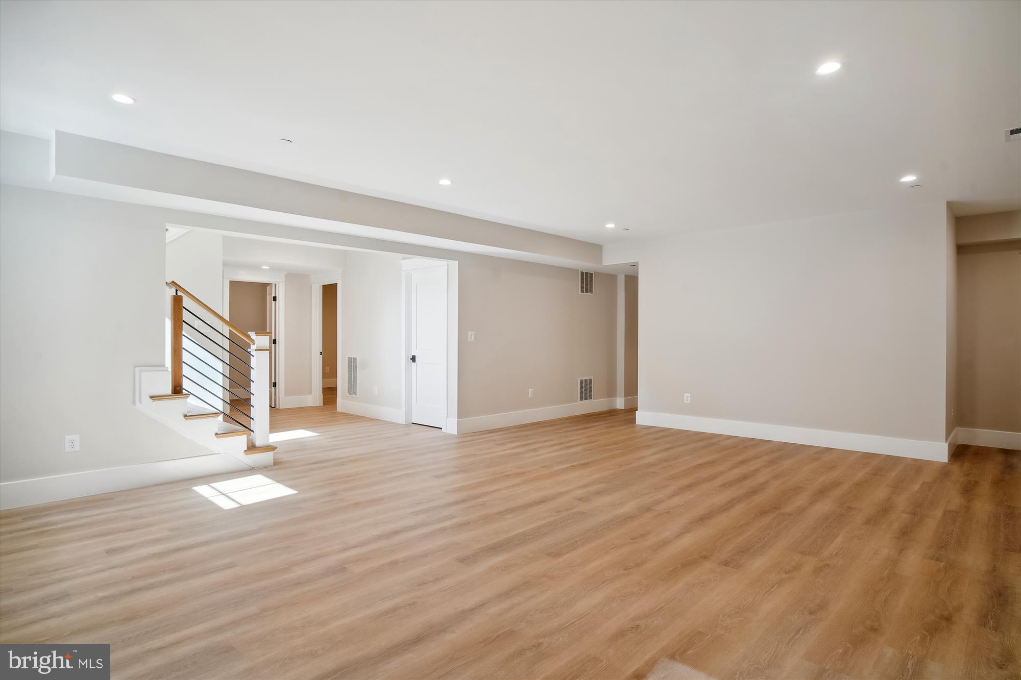 5824 Lenox Road Bethesda, MD 20817 - Photo 54 of 77 Gallery Image 54