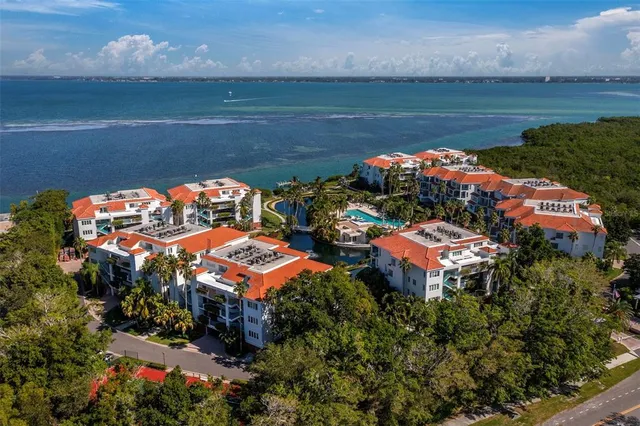 $1,495,000 | 370 Gulf Of Mexico Drive, Unit 432, Longboat Key, FL 34228
