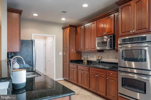 $825,000 | 6005 Piney Grove Way, Gainesville, VA 20155