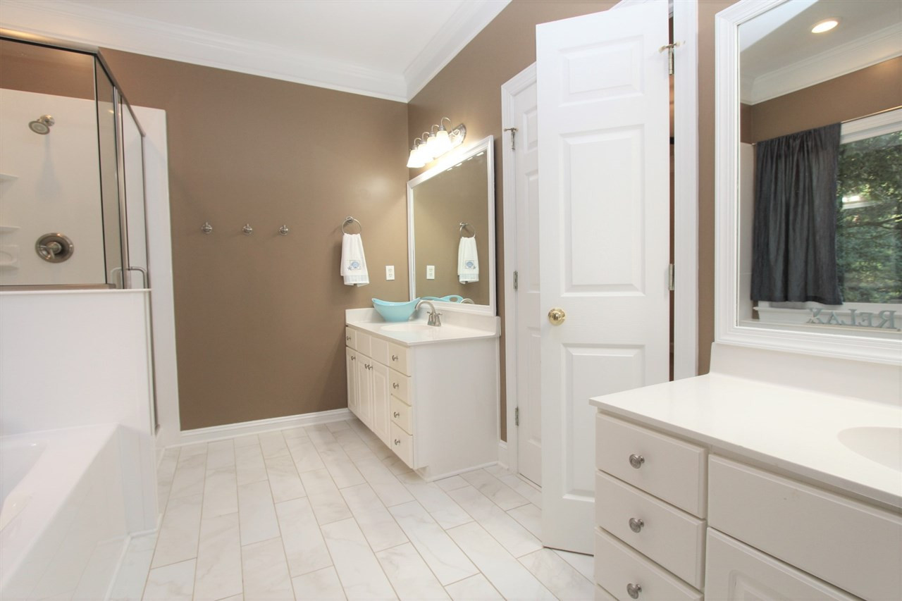 5209 Covington Bend Drive Raleigh, NC 27613 - Photo 14 of 24 Photo 14