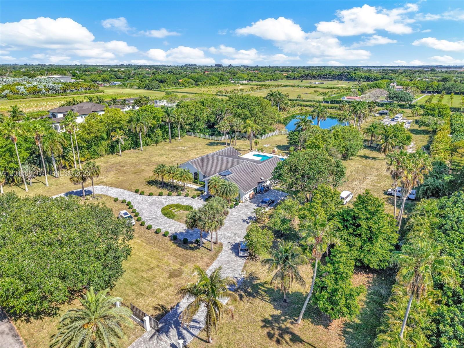 17795 Southwest 158th Street Miami, FL 33187 - Photo 13 of 105
