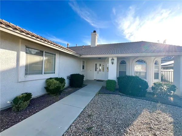 $2,700 | 13420 Chinquapin Drive, Victorville, CA 92395