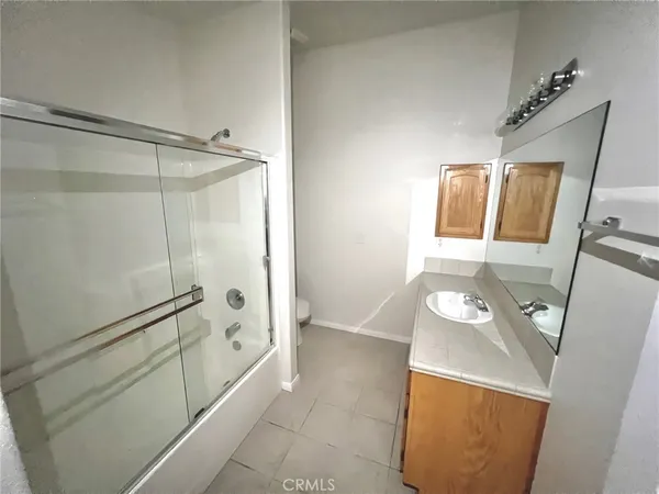 $2,700 | 13420 Chinquapin Drive, Victorville, CA 92395