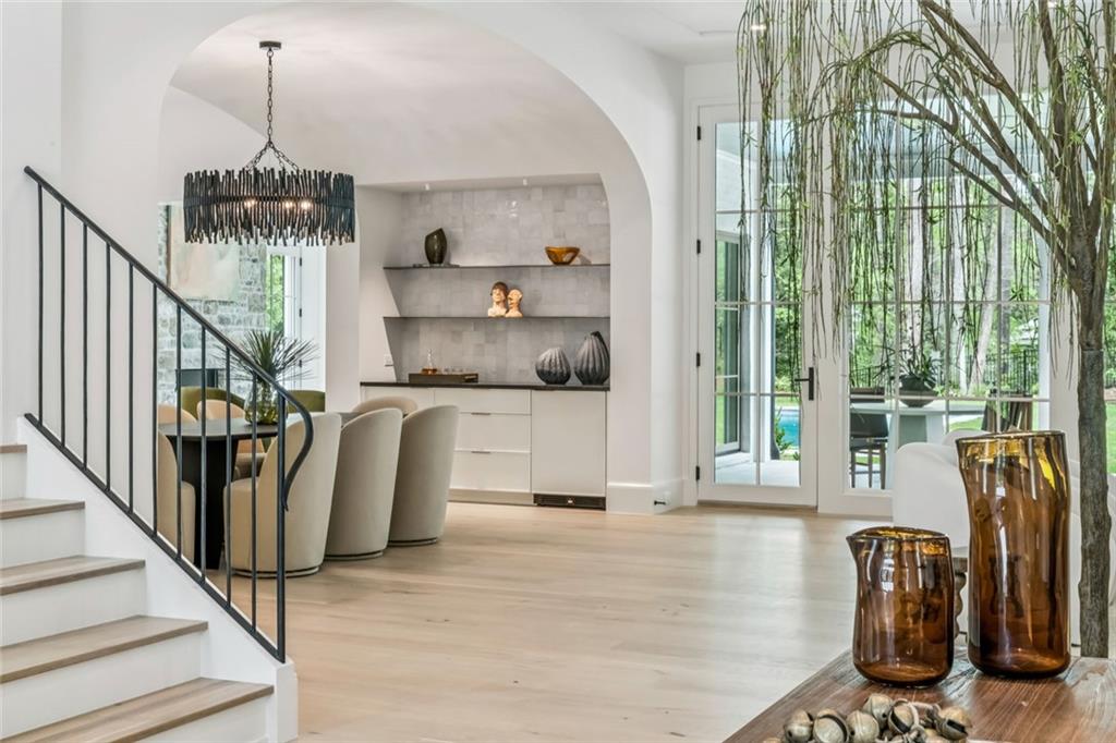 3167 Rilman Road Northwest Atlanta, GA 30327 - Photo 4 of 40