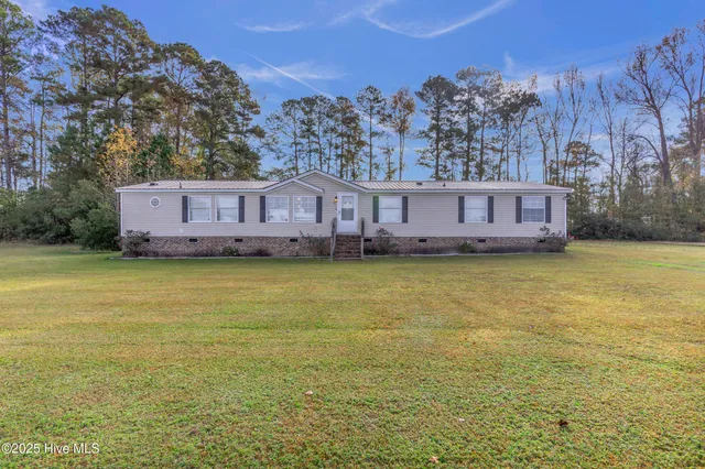 $199,900 | 406 King Arthur Drive, Whiteville, NC 28472