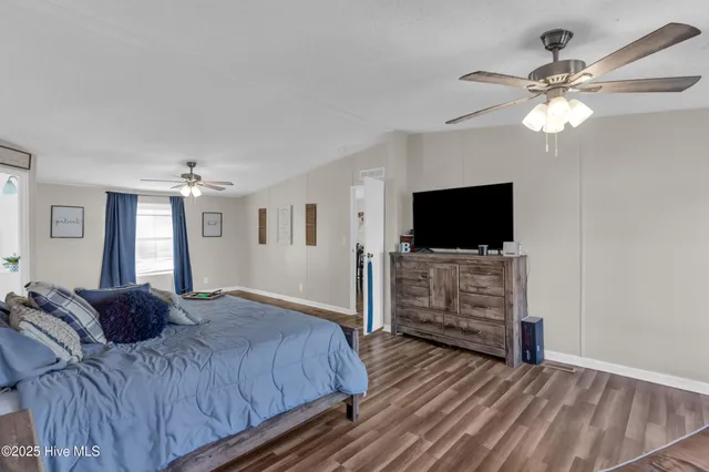 $199,900 | 406 King Arthur Drive, Whiteville, NC 28472