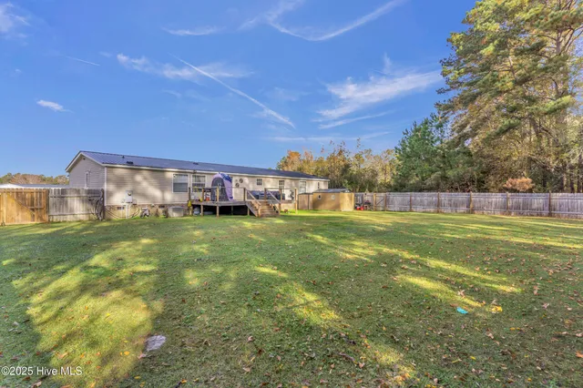 $199,900 | 406 King Arthur Drive, Whiteville, NC 28472