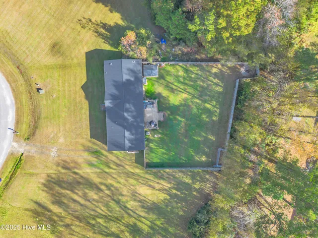 $199,900 | 406 King Arthur Drive, Whiteville, NC 28472