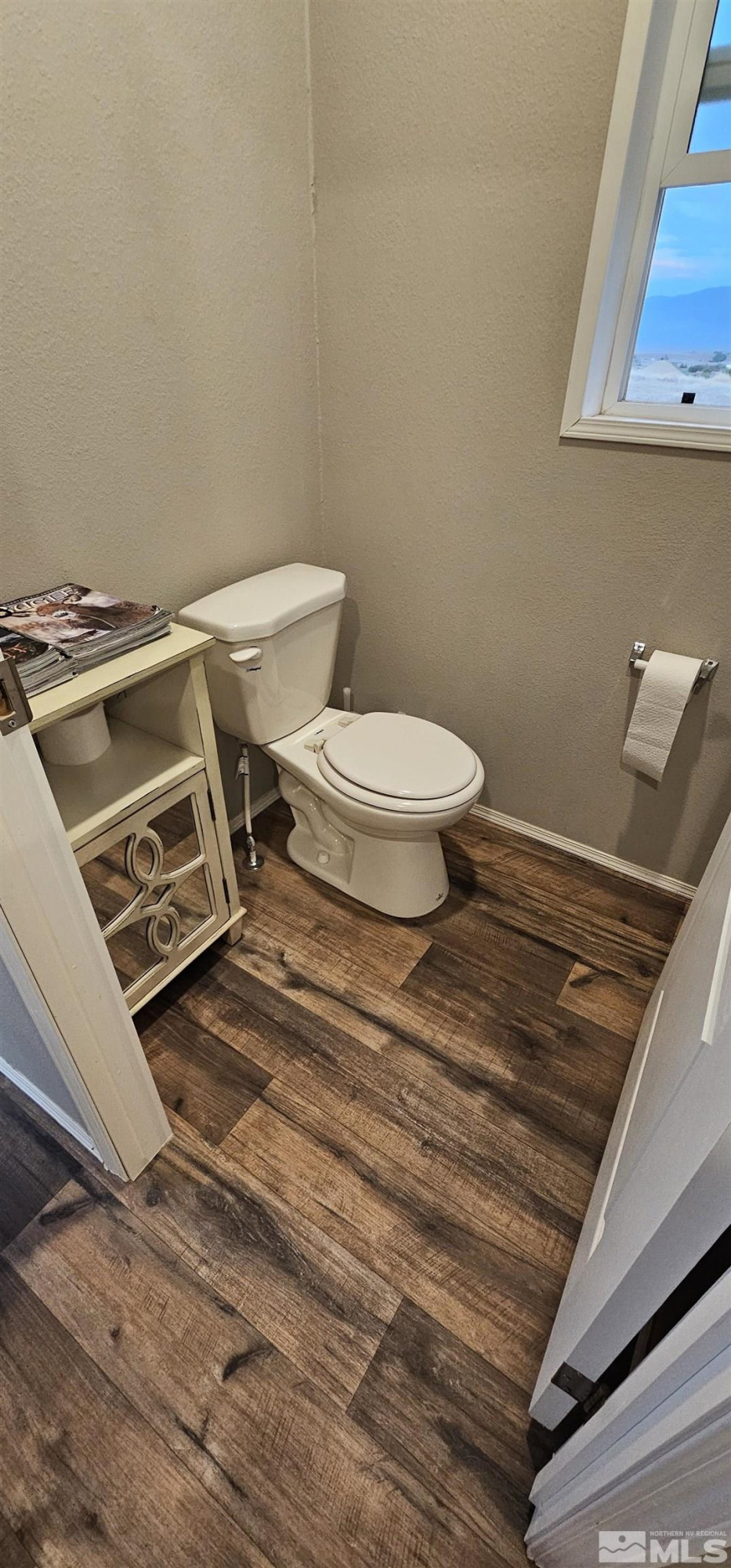 116 Victorine Drive Kingston, NV 89310 - Photo 20 of 25 a bathroom with a toilet and a sink
