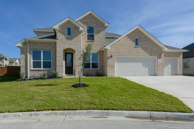 $549,990 | 164 Katie Court, Castroville, TX 78009