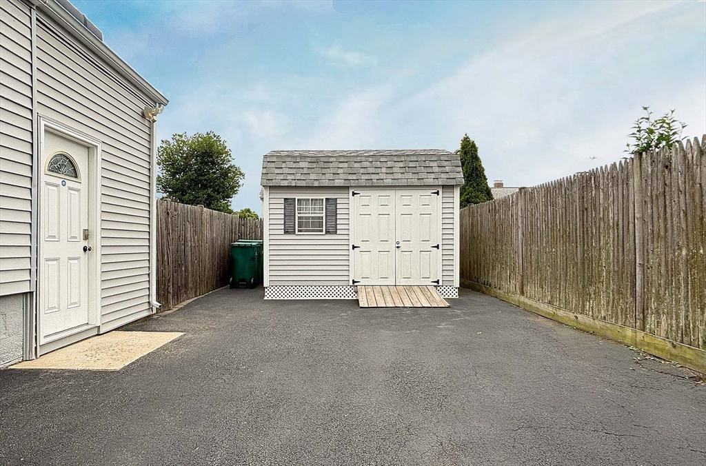 44 Harmon Street Lynn, MA 01905 - Photo 22 of 23
