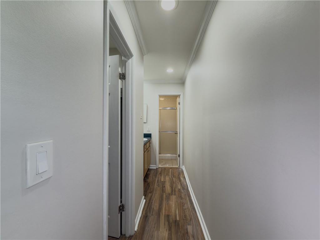 3301 Henderson Mill Road, Unit D3 Atlanta, GA 30341 - Photo 13 of 32 a view of a hallway with wooden floor