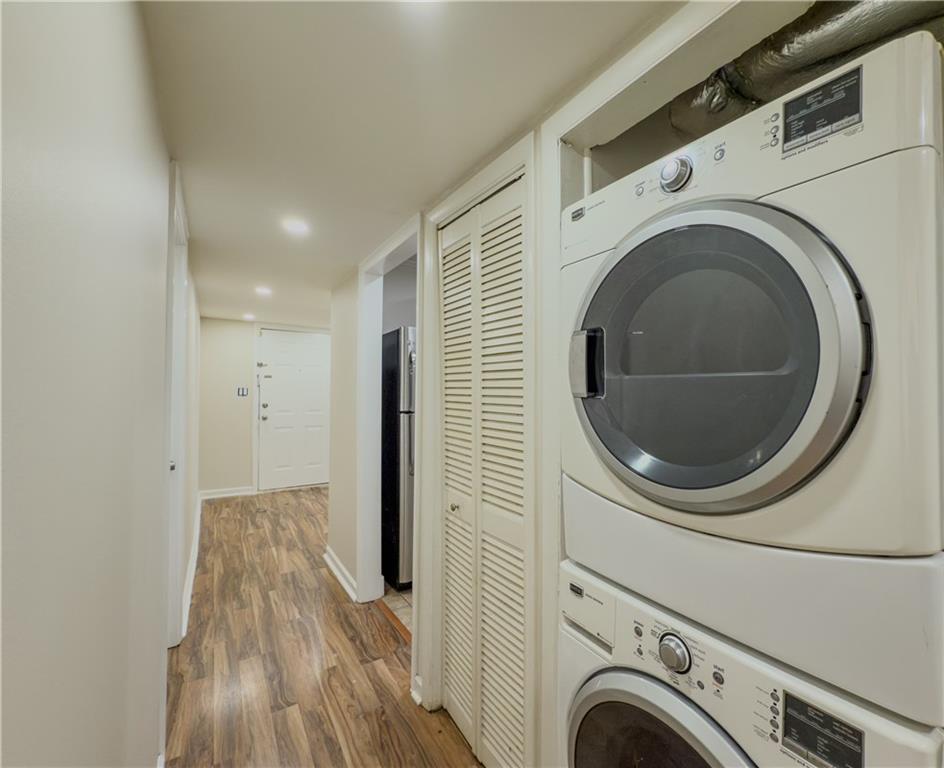 3301 Henderson Mill Road, Unit D3 Atlanta, GA 30341 - Photo 18 of 32 a utility room with dryer and washer