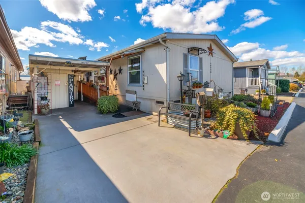 $115,000 | 10716 61st Street East, Unit 108, Puyallup, WA 98372