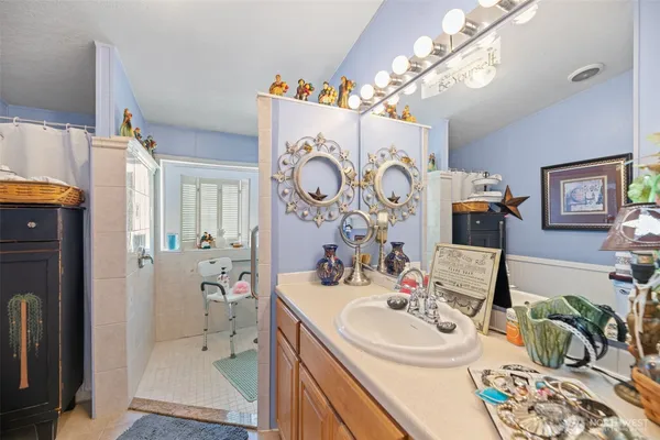 $115,000 | 10716 61st Street East, Unit 108, Puyallup, WA 98372