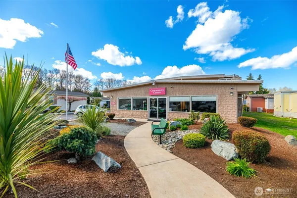 $115,000 | 10716 61st Street East, Unit 108, Puyallup, WA 98372