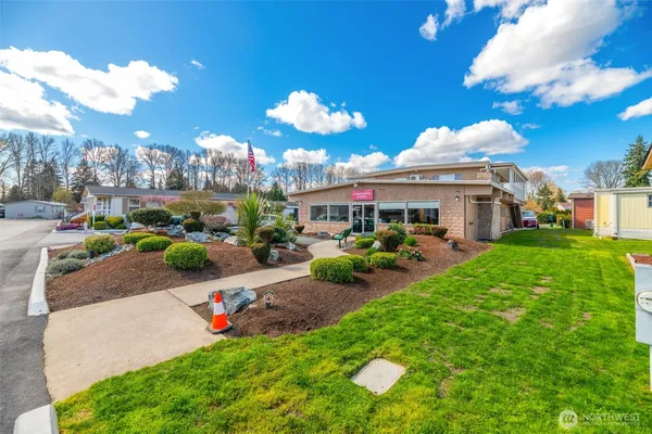 $115,000 | 10716 61st Street East, Unit 108, Puyallup, WA 98372