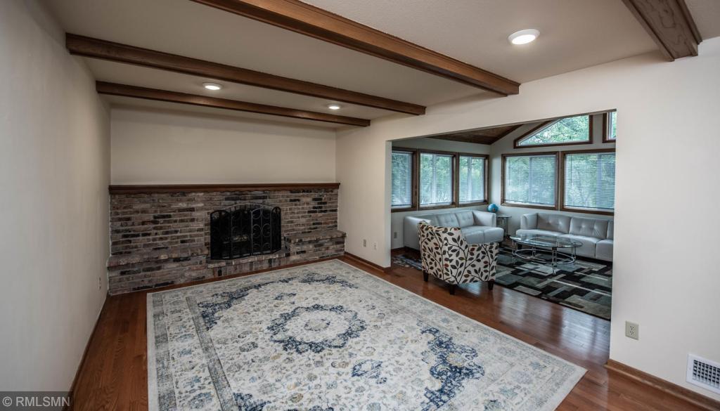 5100 Valley View Road Edina, MN 55436 - Photo 13 of 40 Gallery Image 13