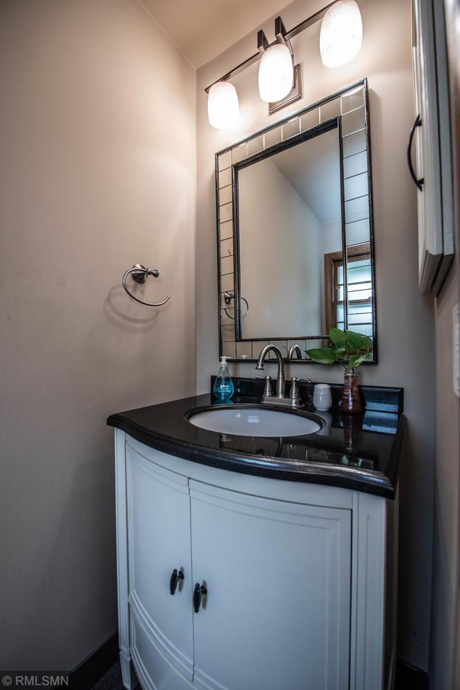 5100 Valley View Road Edina, MN 55436 - Photo 22 of 40 Gallery Image 22