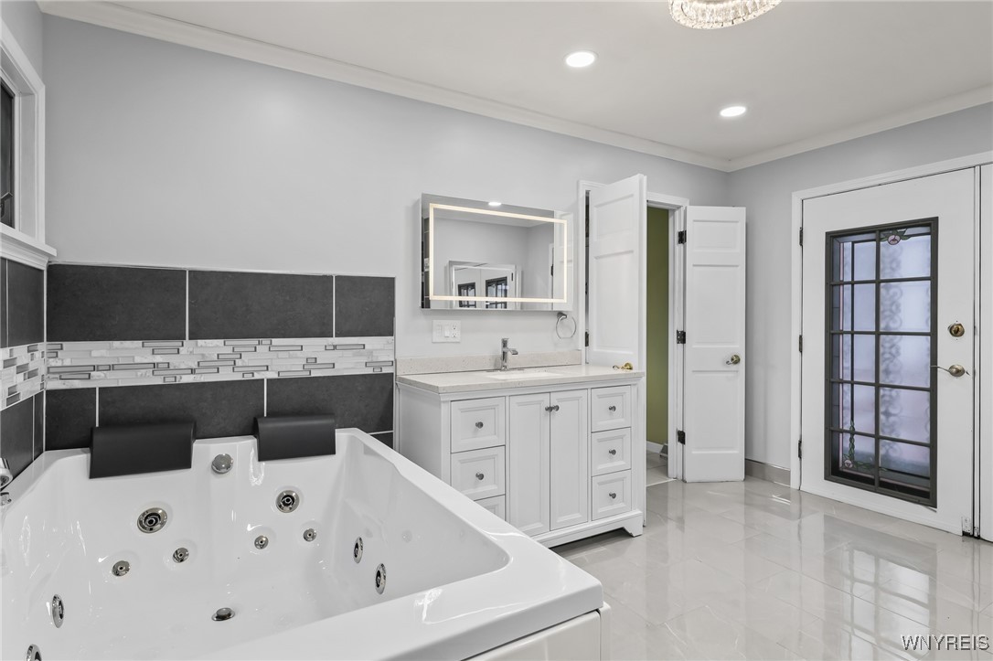 2075 Robert Drive Niagara, NY 14304 - Photo 26 of 49