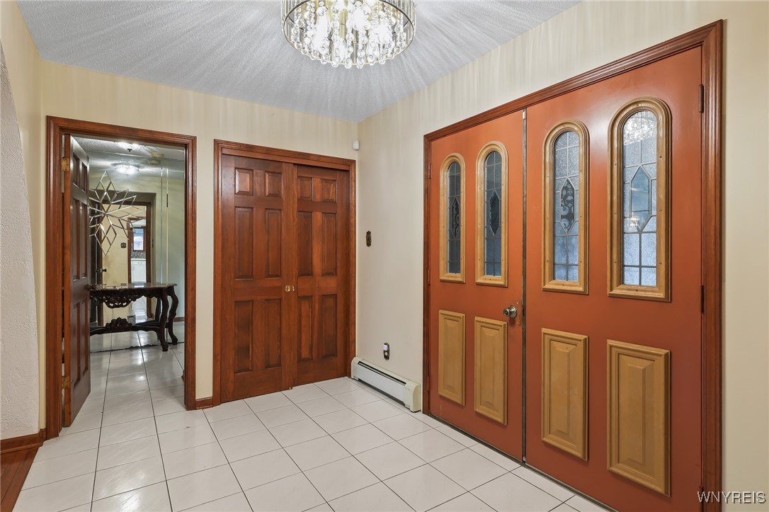 2075 Robert Drive Niagara, NY 14304 - Photo 7 of 49