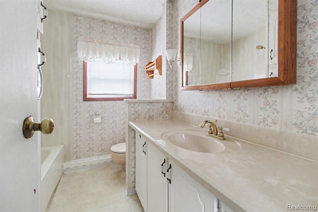 39500 Warren Road, Unit 87 Canton, MI 48187 - Photo 7 of 11