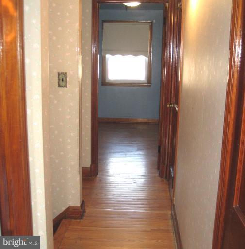 2823 Topaz Road Parkville, MD 21234 - Photo 4 of 25 Interior (General)