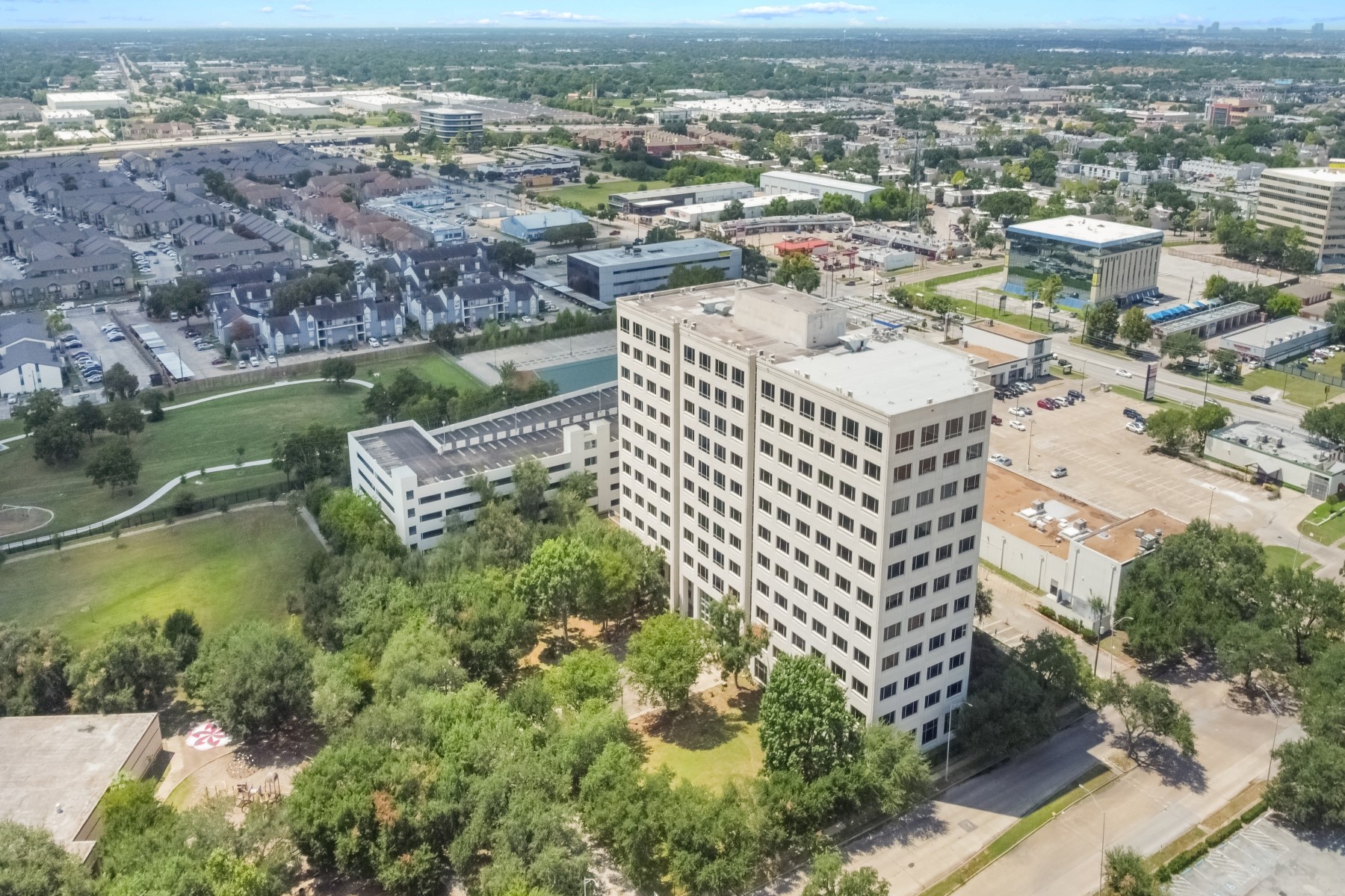 9800 Centre Parkway, Unit 1003 Houston, TX 77036 - Photo 16 of 29