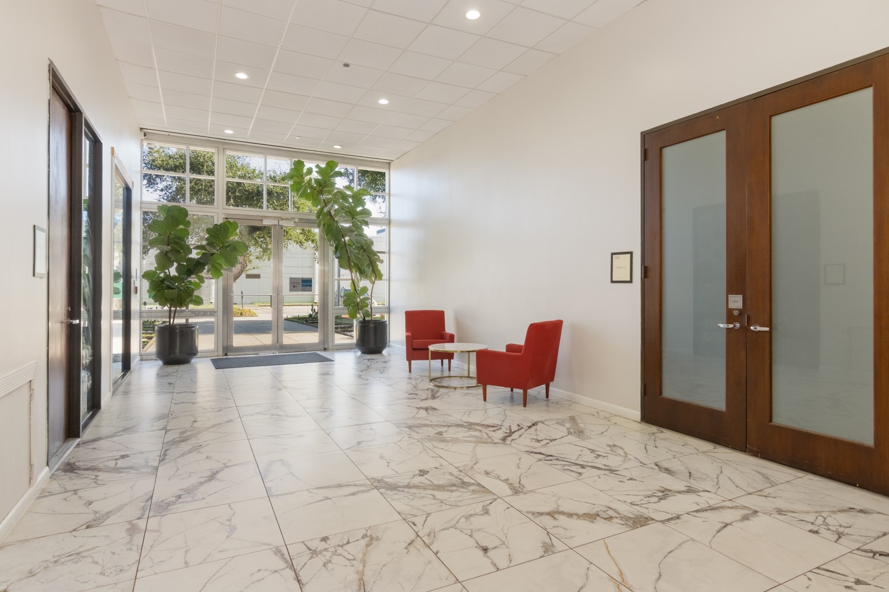 9800 Centre Parkway, Unit 1003 Houston, TX 77036 - Photo 24 of 29 a outdoor space with furniture