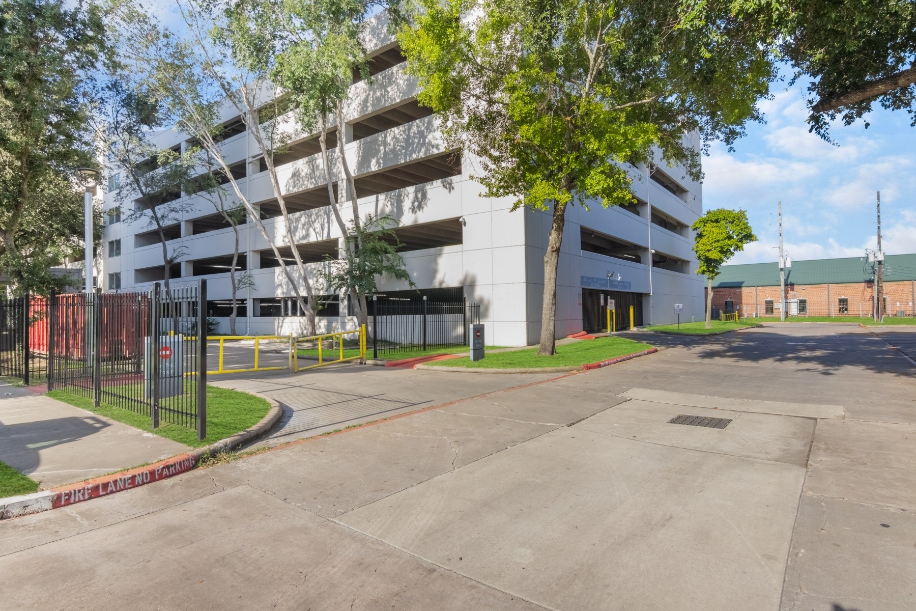 9800 Centre Parkway, Unit 1003 Houston, TX 77036 - Photo 28 of 29 a view of a building with a street