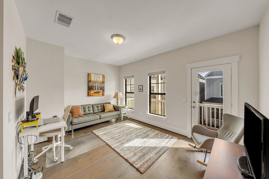 3510 Huntsford Drive Houston, TX 77008 - Photo 17 of 34 a living room with furniture and a window