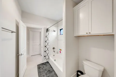 $620,000 | 3510 Huntsford Drive, Houston, TX 77008