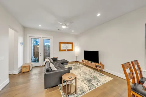 $620,000 | 3510 Huntsford Drive, Houston, TX 77008