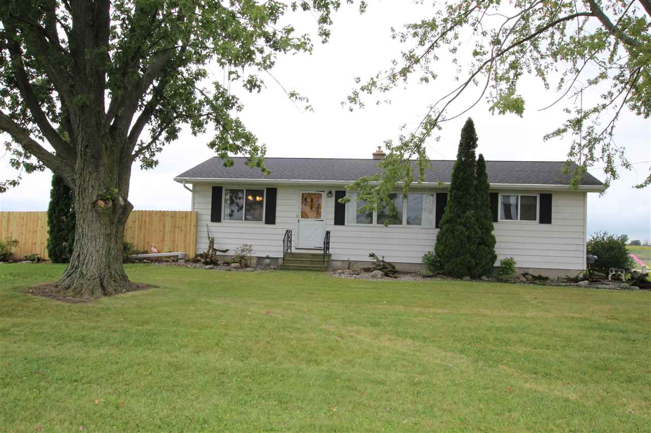 4490 North Garfield Road Pinconning, MI 48650 - Photo 2 of 19