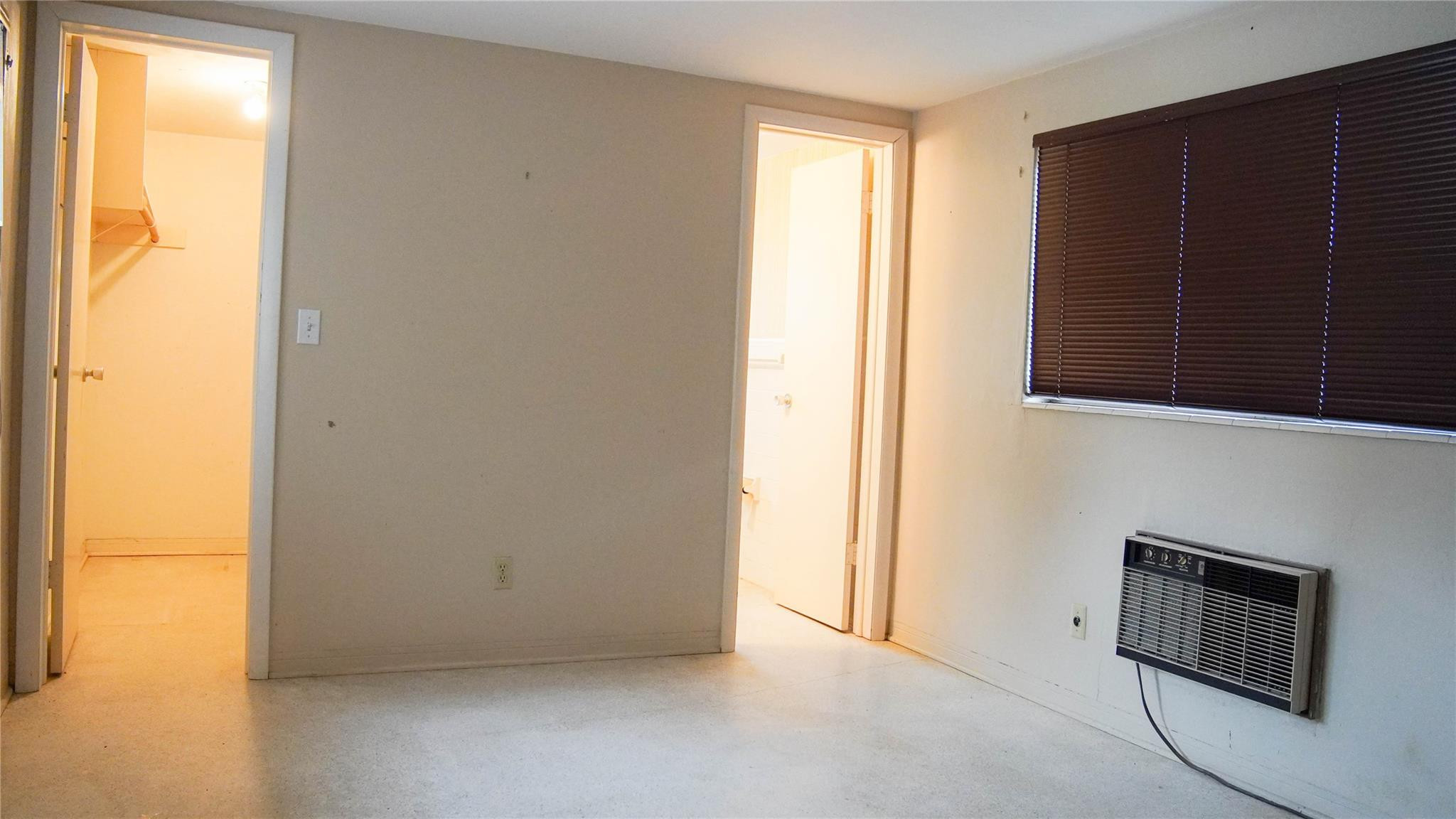 3322 Coolidge Street Hollywood, FL 33021 - Photo 21 of 32 Guest Bedroom 3