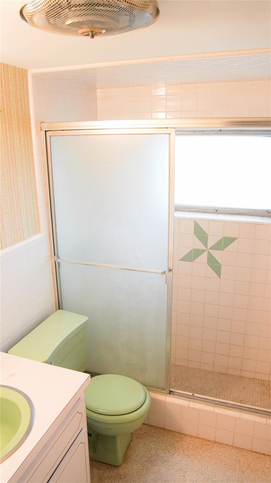 3322 Coolidge Street Hollywood, FL 33021 - Photo 23 of 32 Bathroom 3
