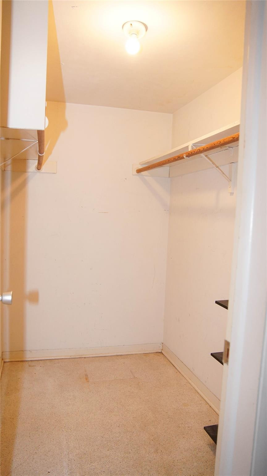 3322 Coolidge Street Hollywood, FL 33021 - Photo 26 of 32 Guestroom 3 closet
